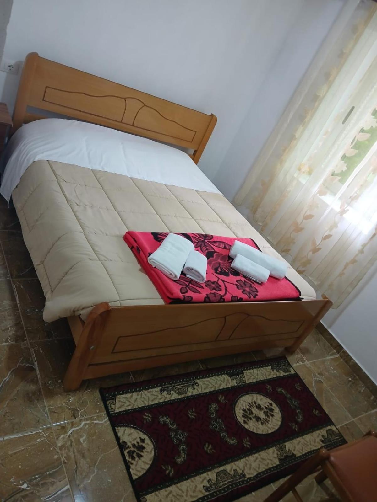Bujtina Milani Bed and Breakfast Σκόδρα Εξωτερικό φωτογραφία