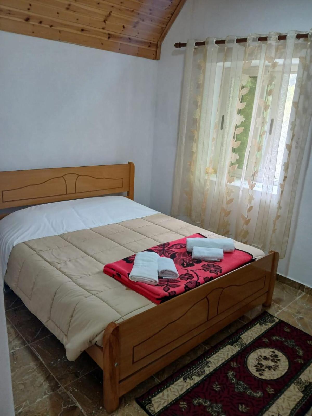 Bujtina Milani Bed and Breakfast Σκόδρα Εξωτερικό φωτογραφία